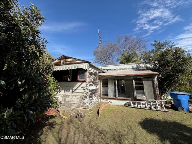 2123 Greenfield Avenue, Los Angeles, CA 90025