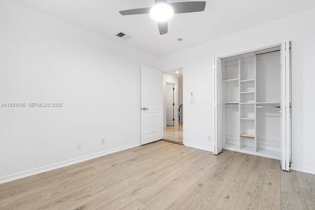 4978 SW 35th Ter, Hollywood, FL 33312