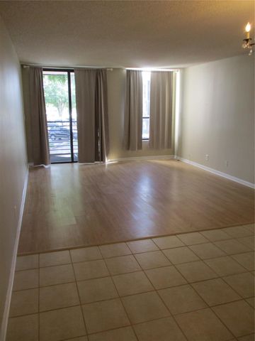 6751 N University Dr 207, Tamarac, FL 33321