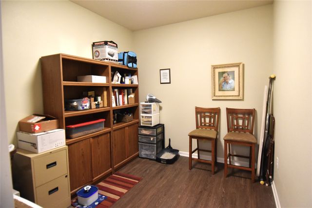 1427 34th Avenue SW 206, Altoona, IA 50009