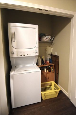 1427 34th Avenue SW 206, Altoona, IA 50009