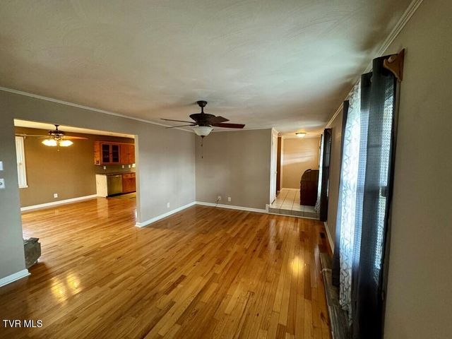 817 Midnight Drive, Chilhowie, VA 24319