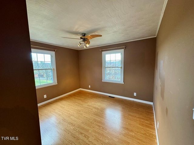 817 Midnight Drive, Chilhowie, VA 24319