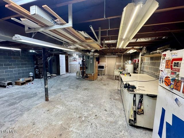 817 Midnight Drive, Chilhowie, VA 24319