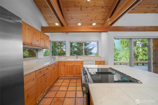 177 Harmon Ranch Hill Road, Decatur Island, WA 98221