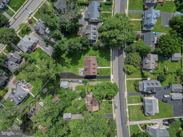 3735 WOODLAND AVE, Drexel Hill, PA 19026