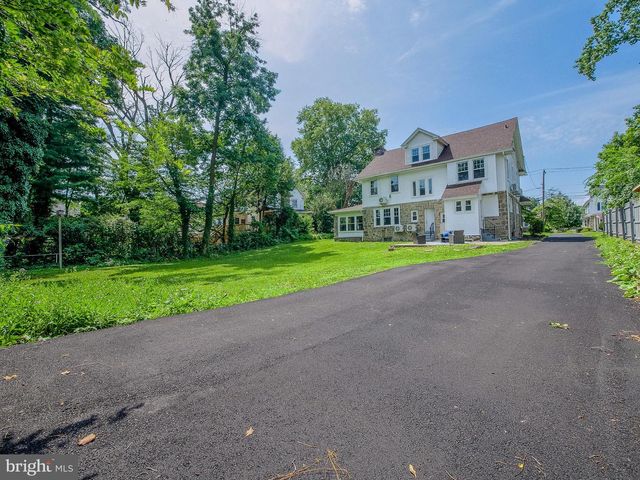 3735 WOODLAND AVE, Drexel Hill, PA 19026