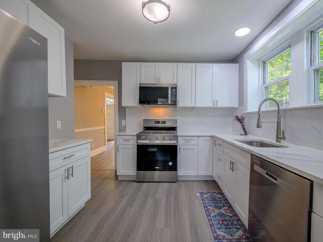 3735 WOODLAND AVE, Drexel Hill, PA 19026