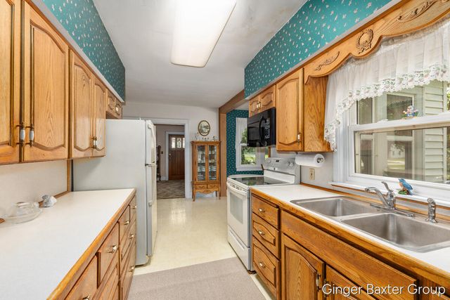 443 East Street, Coopersville City, MI 49404