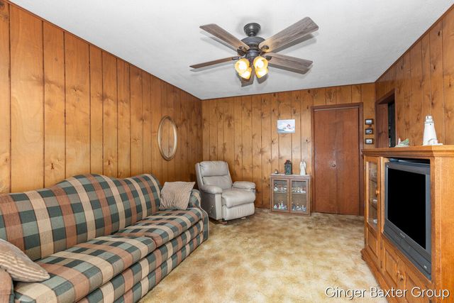 443 East Street, Coopersville City, MI 49404