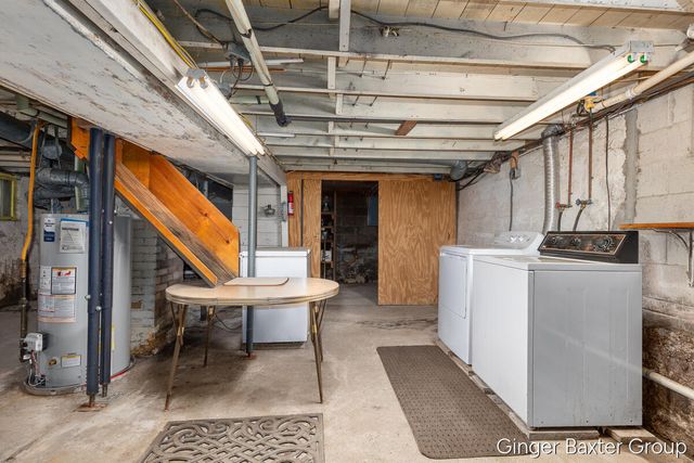 443 East Street, Coopersville City, MI 49404