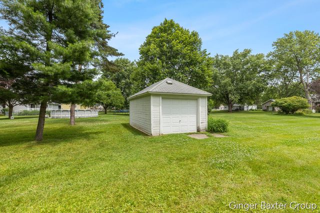 443 East Street, Coopersville City, MI 49404