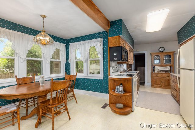 443 East Street, Coopersville City, MI 49404