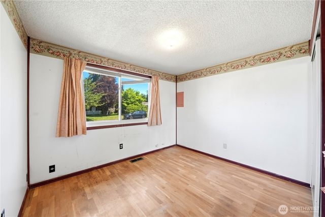 10525 SE 237th Street, Kent, WA 98031