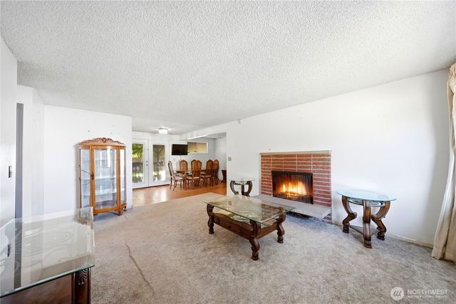 10525 SE 237th Street, Kent, WA 98031