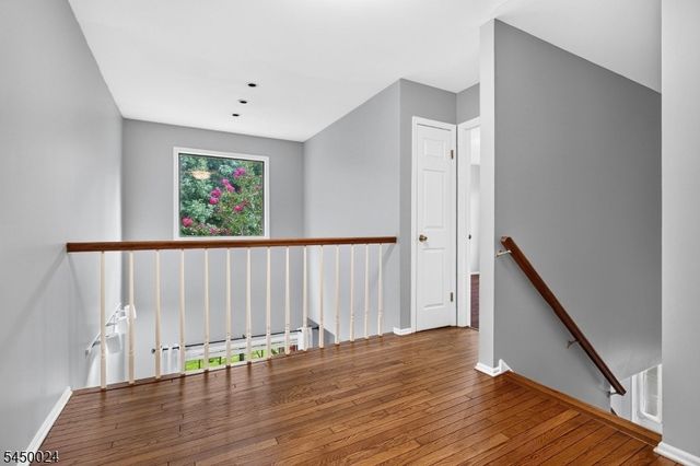 51 Manor Dr, Montgomery Twp., NJ 08540