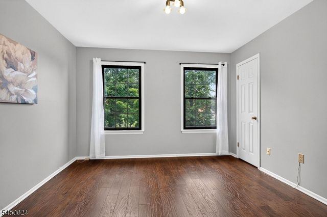 51 Manor Dr, Montgomery Twp., NJ 08540