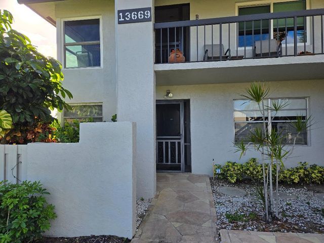 13669 Date Palm Court A, Delray Beach, FL 33484