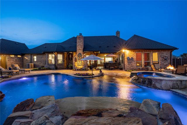 203 Cactus Drive, Haslet, TX 76052