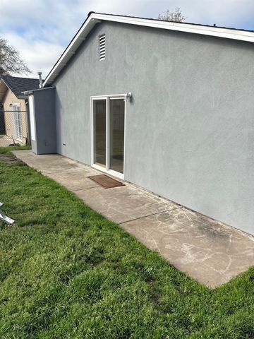 3508 Kern St, Sacramento, CA 95838