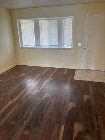 3508 Kern St, Sacramento, CA 95838