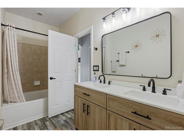 9433 Ashbury Cir 104, Parker, CO 80134