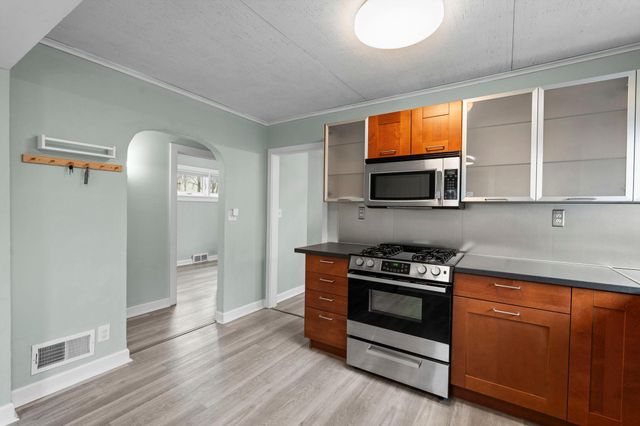 3121 Georgia Avenue S, Saint Louis Park, MN 55426