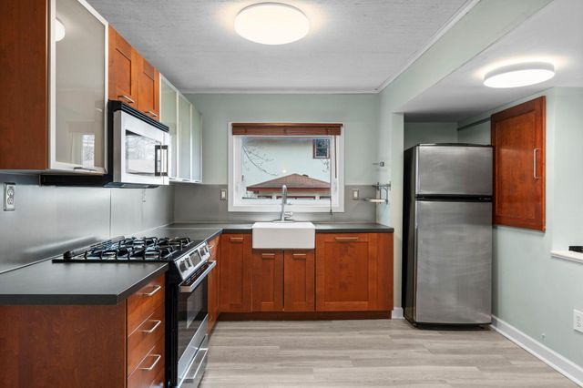 3121 Georgia Avenue S, Saint Louis Park, MN 55426