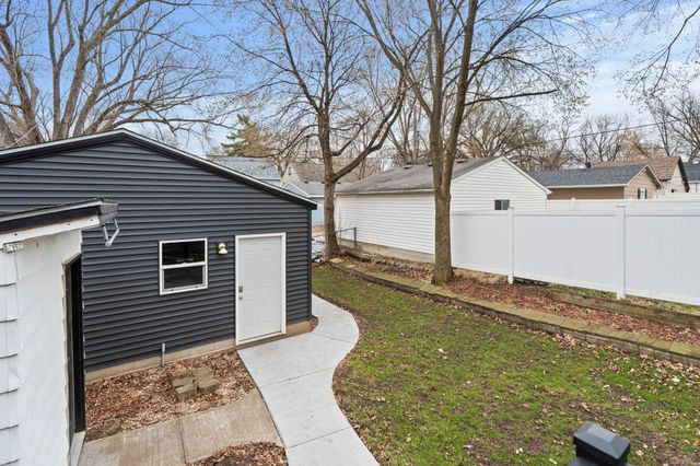 3121 Georgia Avenue S, Saint Louis Park, MN 55426