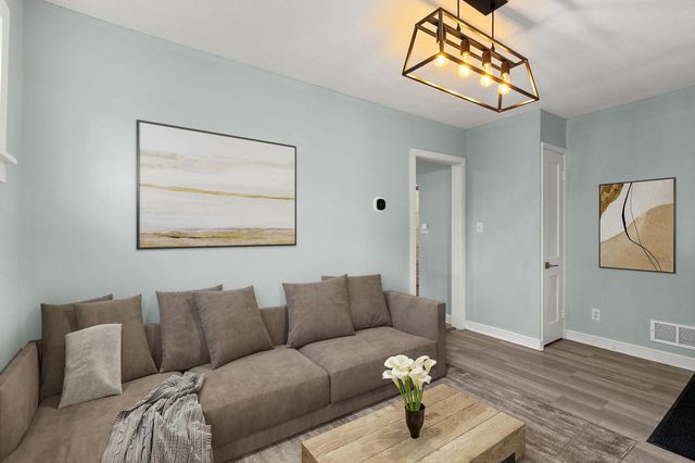 3121 Georgia Avenue S, Saint Louis Park, MN 55426