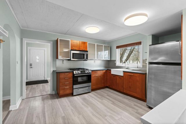 3121 Georgia Avenue S, Saint Louis Park, MN 55426