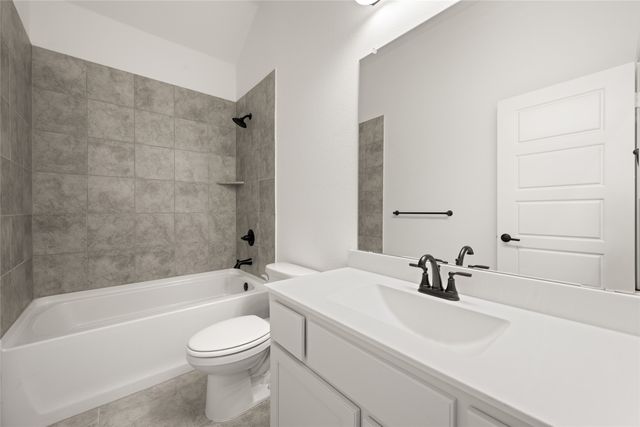 345 Paddle Boat Drive, Granbury, TX 76049