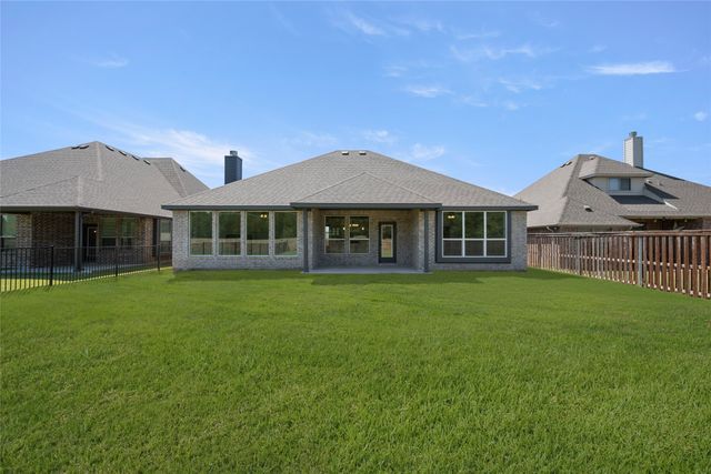 345 Paddle Boat Drive, Granbury, TX 76049