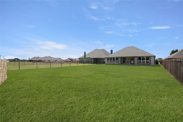 345 Paddle Boat Drive, Granbury, TX 76049