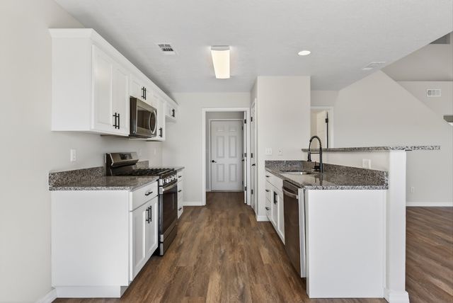 500 Little Wings Loop SW, Los Lunas, NM 87031