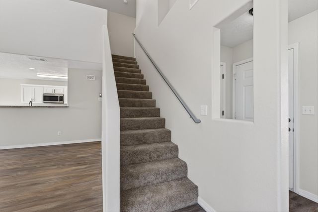 500 Little Wings Loop SW, Los Lunas, NM 87031