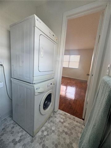 321 E 7th Street, Adrian, MO 64720