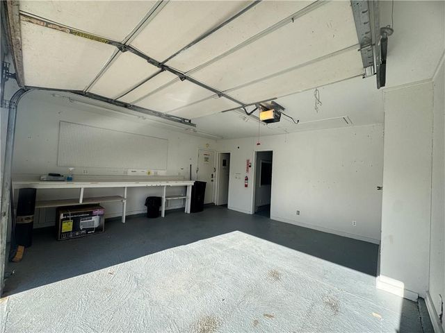 321 E 7th Street, Adrian, MO 64720