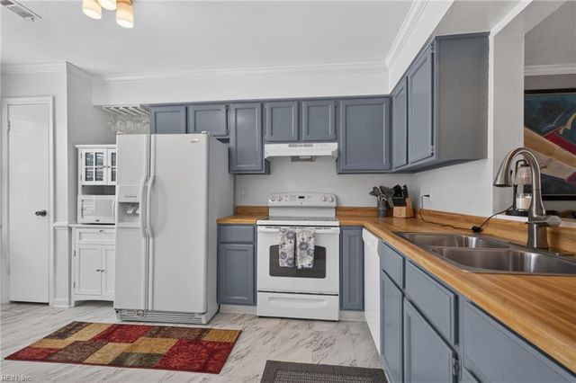 4616 Glanmire DR, Virginia Beach, VA 23464