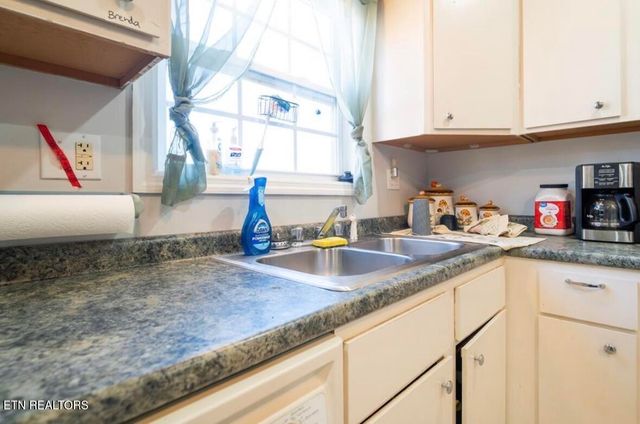 820 Miller Ave, Cookeville, TN 38501