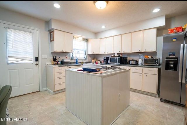 820 Miller Ave, Cookeville, TN 38501