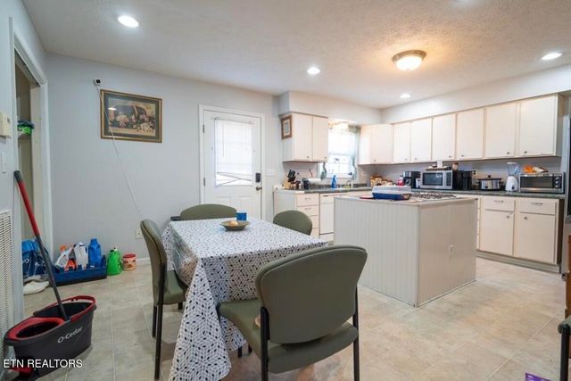 820 Miller Ave, Cookeville, TN 38501