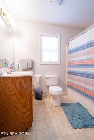 820 Miller Ave, Cookeville, TN 38501