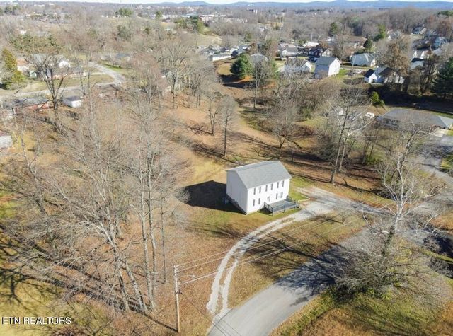 820 Miller Ave, Cookeville, TN 38501