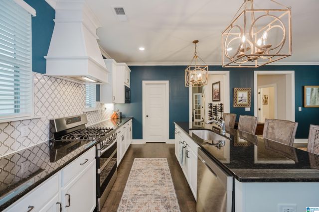 851 GRIFFIN PARK CIRCLE, Birmingham, AL 35242