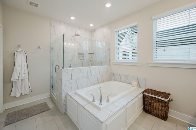 851 GRIFFIN PARK CIRCLE, Birmingham, AL 35242