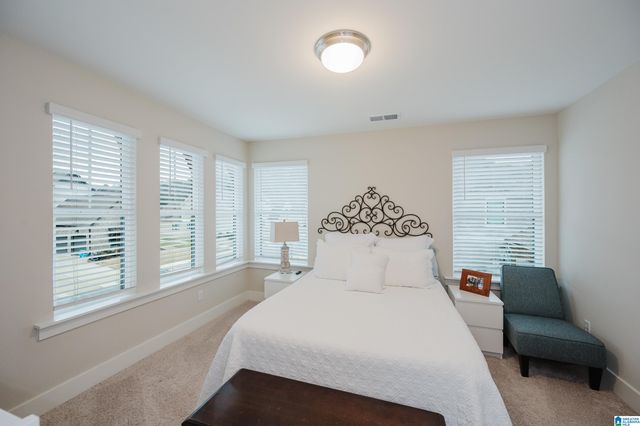 851 GRIFFIN PARK CIRCLE, Birmingham, AL 35242