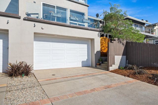 2372 Oxford Ave, Cardiff, CA 92007