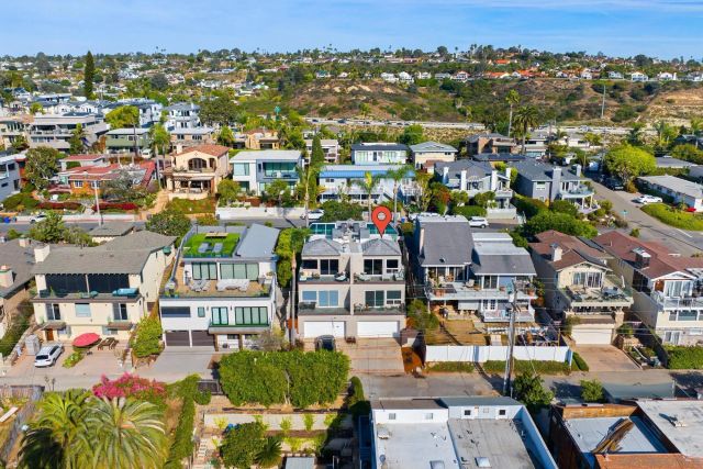2372 Oxford Ave, Cardiff, CA 92007
