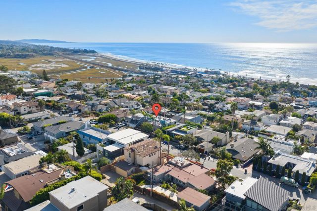 2372 Oxford Ave, Cardiff, CA 92007